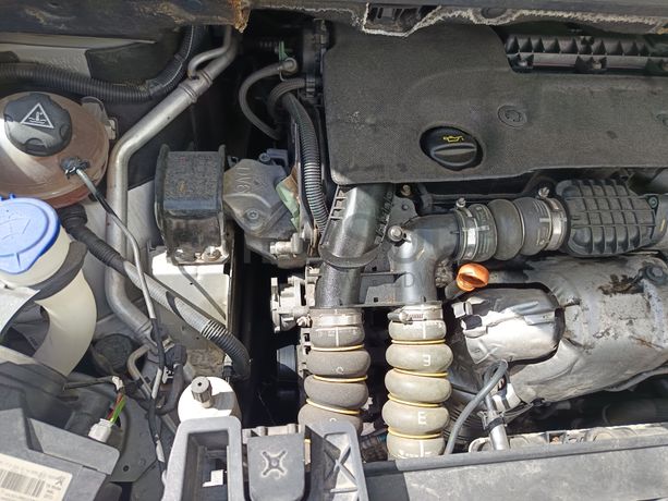 Peugeot 5008 · Ano 2016