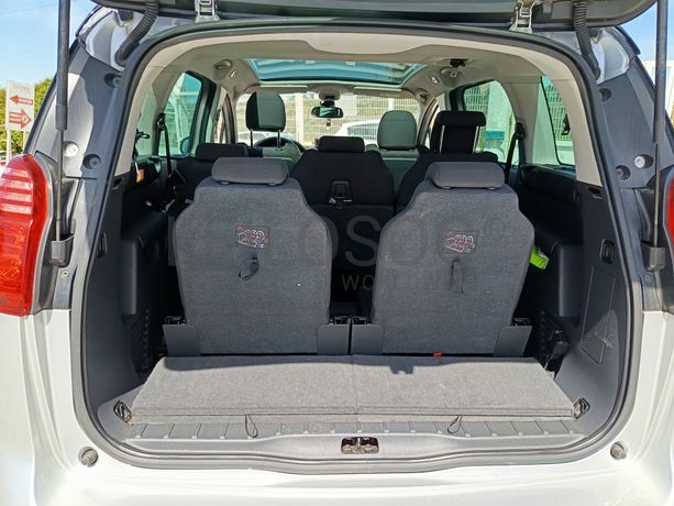 Peugeot 5008 · Ano 2016