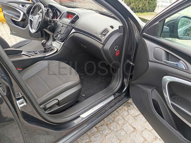 Opel Insígnia · Ano  2011 