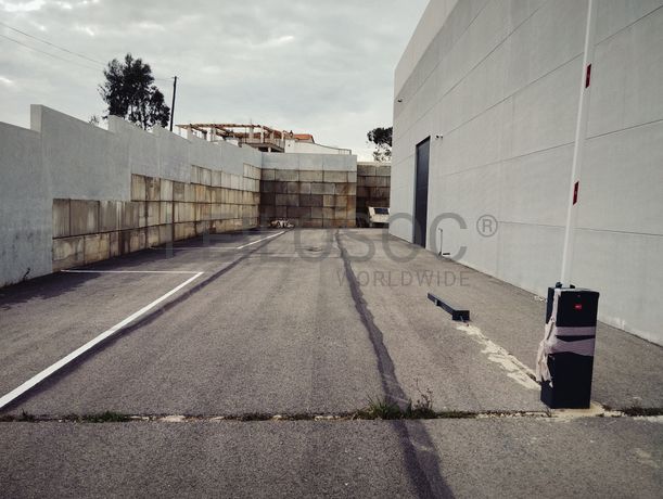 Armazém Industrial · Ponte de Rol, Torres Vedras