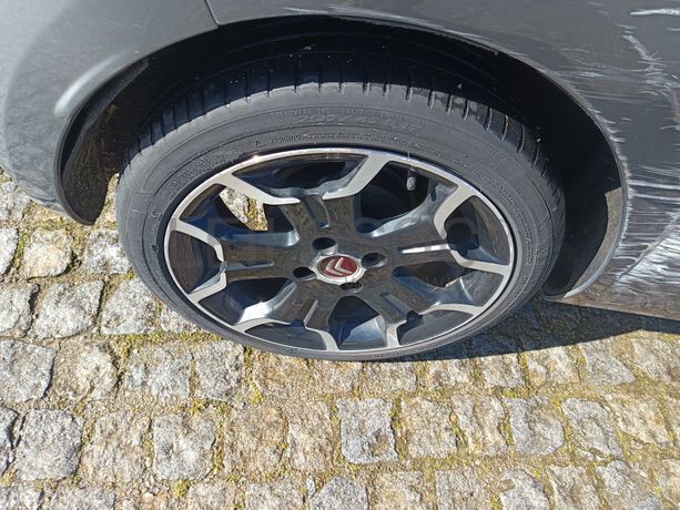 Citroën DS3 · Ano 2010