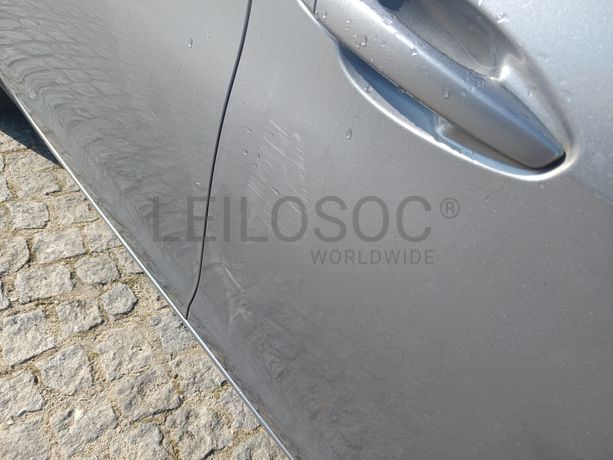 Peugeot 308 · Ano 2015