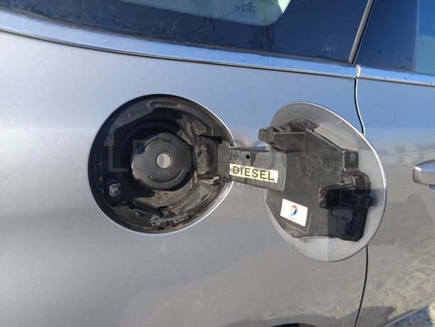 Peugeot 308 · Ano 2015