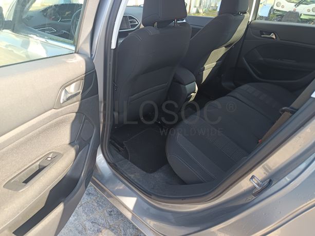 Peugeot 308 · Ano 2015
