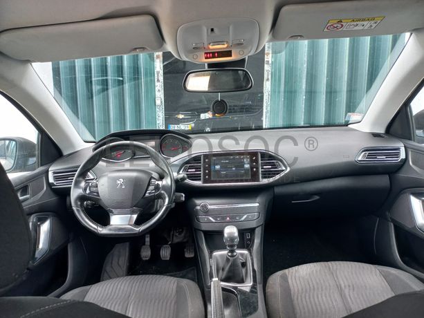 Peugeot 308 · Ano 2014