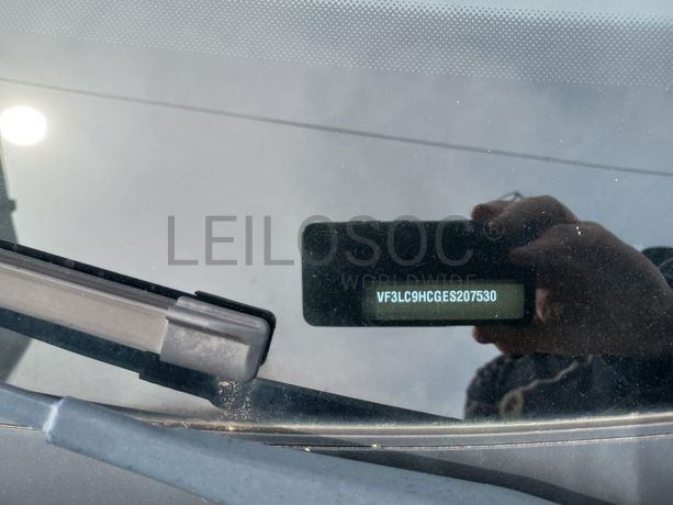 Peugeot 308 · Ano 2014