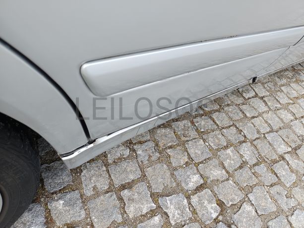 Mercedes-Benz E 200 CDI · Ano 2000