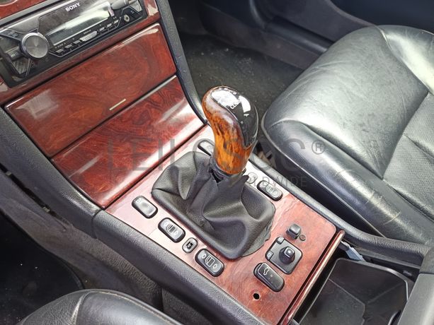 Mercedes-Benz E 200 CDI · Ano 2000