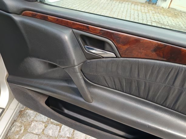 Mercedes-Benz E 200 CDI · Ano 2000