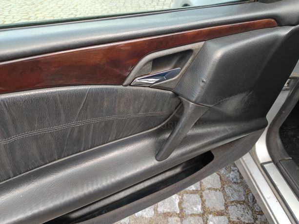 Mercedes-Benz E 200 CDI · Ano 2000