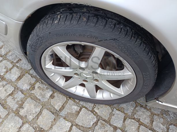 Mercedes-Benz E 200 CDI · Ano 2000