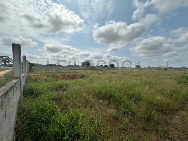 Terreno Urbano com Potencial de Valorização – Morro dos Veados, Luanda