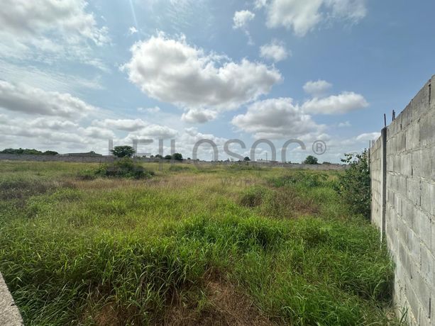 Terreno Urbano com Potencial de Valorização – Morro dos Veados, Luanda