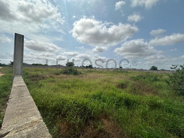 Terreno Urbano com Potencial de Valorização – Morro dos Veados, Luanda