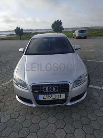 Audi A4 2.0 TDI · Ano 2007
