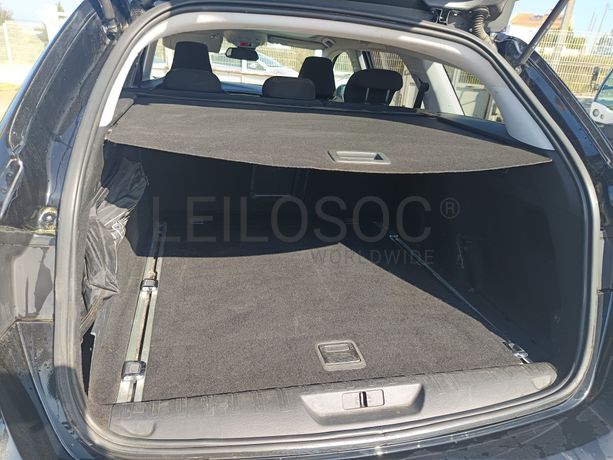 Peugeot 308 · Ano 2015