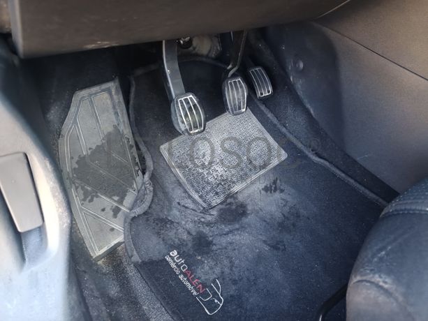 Peugeot 308 · Ano 2015