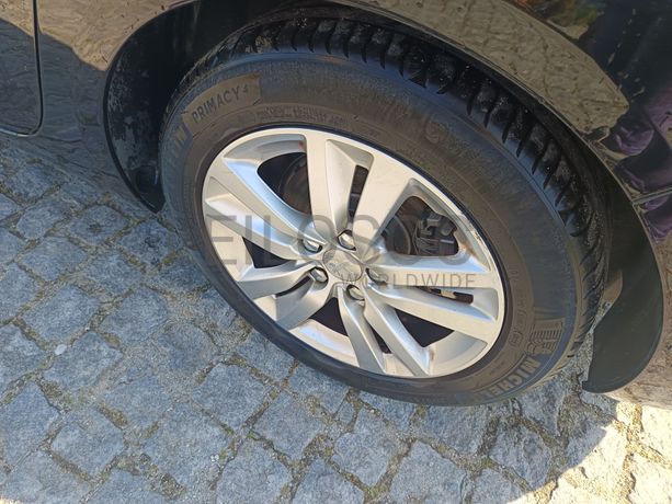 Peugeot 308 · Ano 2015