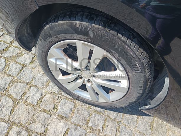 Peugeot 308 · Ano 2015