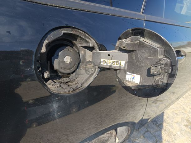 Peugeot 308 · Ano 2015