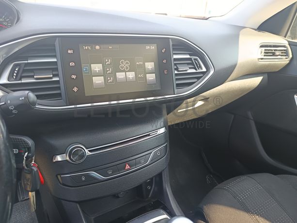 Peugeot 308 · Ano 2015