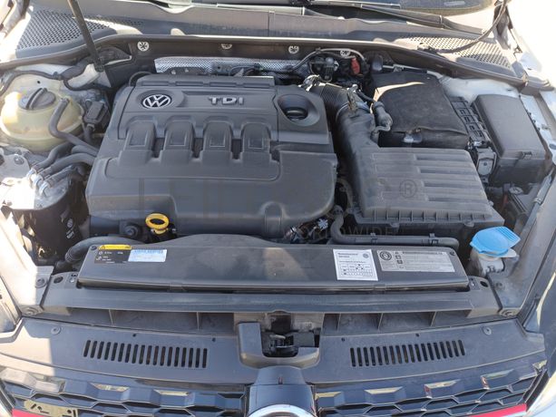 Volkswagen Golf · Ano 2016