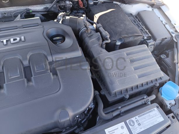 Volkswagen Golf · Ano 2016