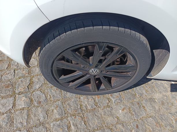 Volkswagen Golf · Ano 2016