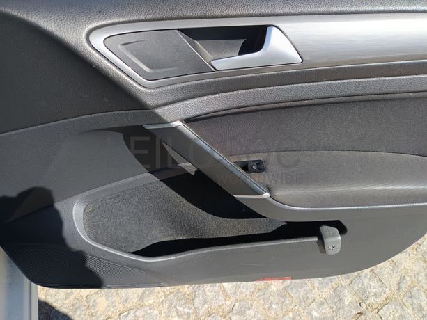 Volkswagen Golf · Ano 2016