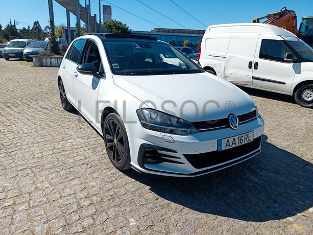 Volkswagen Golf · Ano 2016
