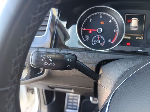 Volkswagen Golf · Ano 2016