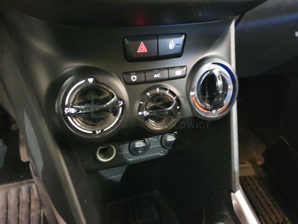 Peugeot 2008 · Ano 2014