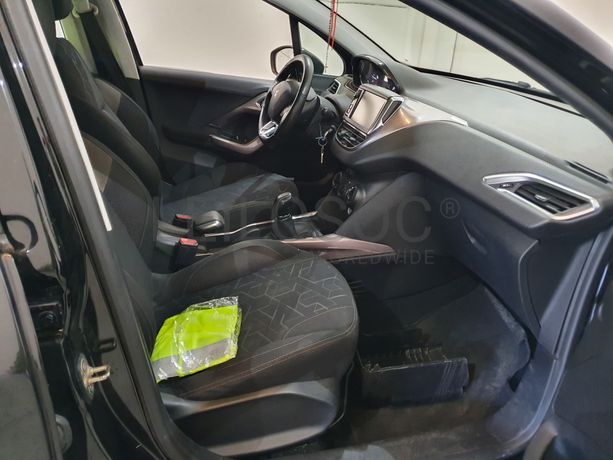 Peugeot 2008 · Ano 2014