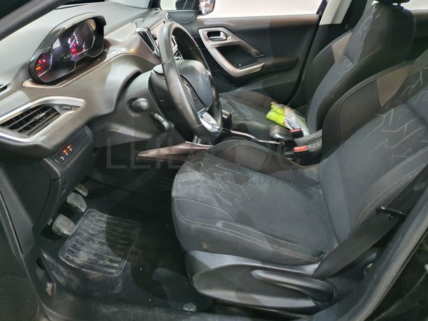 Peugeot 2008 · Ano 2014