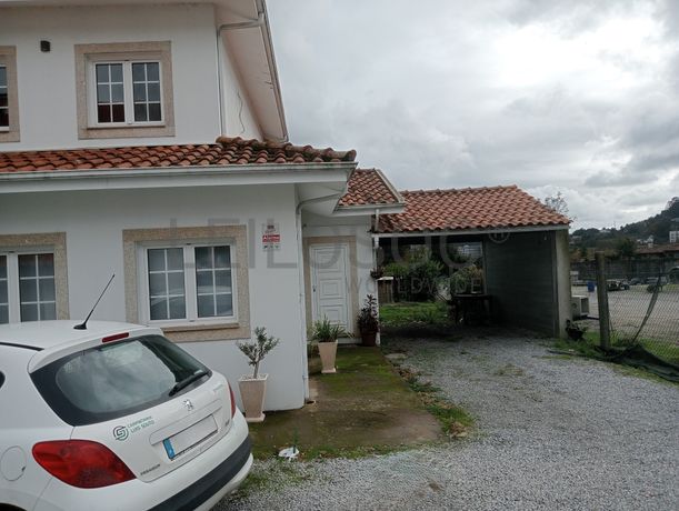 Moradia V3 · Meixomil, Paços de Ferreira