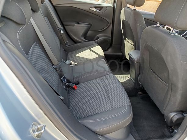 Opel Astra · Ano 2016