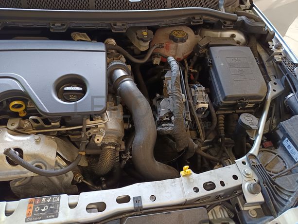 Opel Astra · Ano 2016