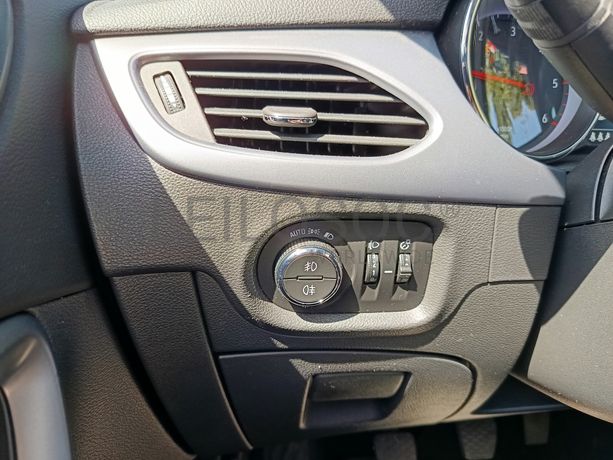 Opel Astra · Ano 2016