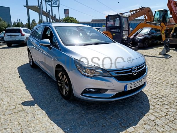 Opel Astra · Ano 2016