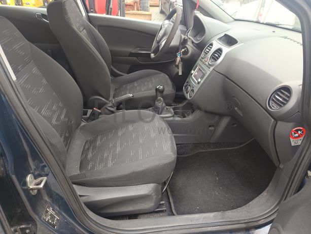 Opel Corsa · Ano 2013