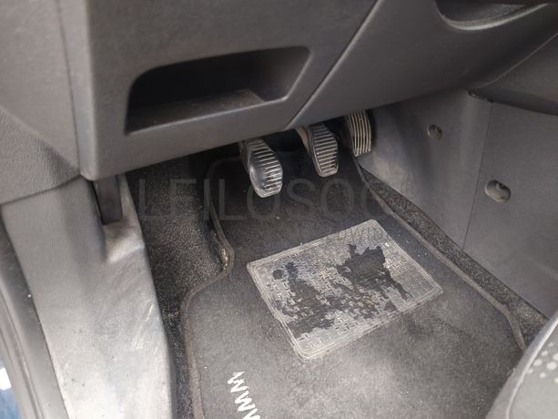 Opel Corsa · Ano 2013