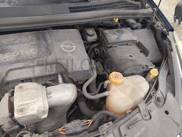 Opel Corsa · Ano 2013