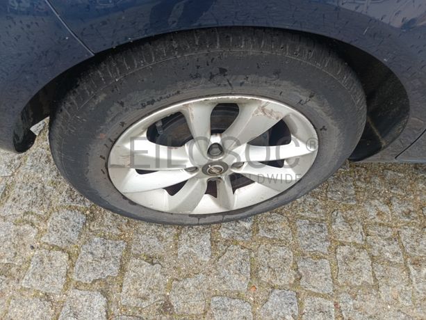 Opel Corsa · Ano 2013