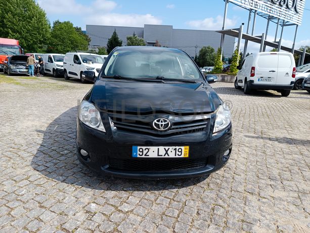 Toyota Auris · Ano 2011