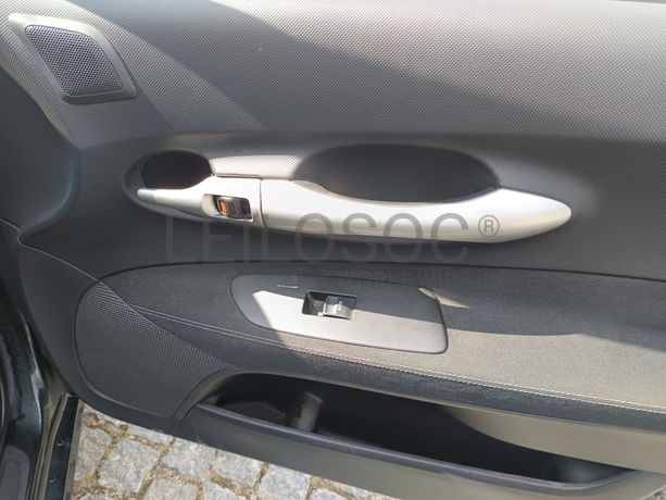 Toyota Auris · Ano 2011