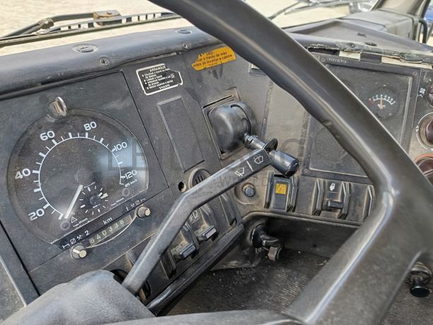Volvo FL7 · Ano 1991 · Grua Hiab