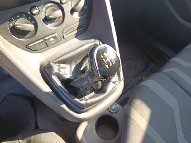 Ford Transit Connect · Ano 2014