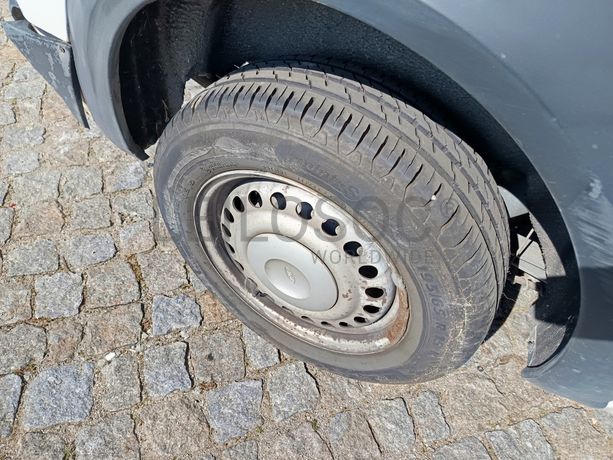 Ford Transit Connect · Ano 2009