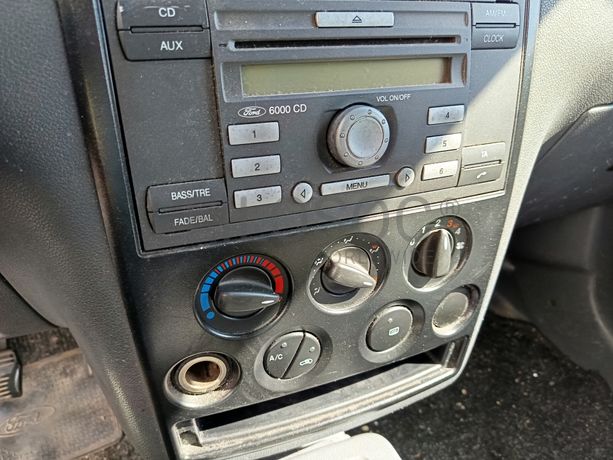 Ford Transit Connect · Ano 2009