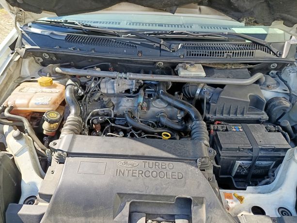 Ford Transit Connect · Ano 2009